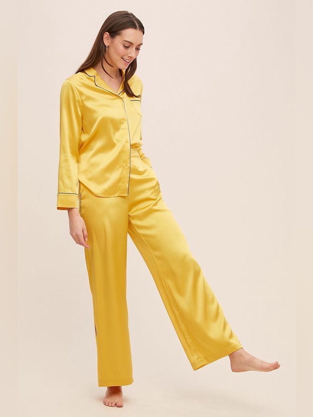 BedHead Pajamas 100% Silk Amore Pajama Set Yellow Button Front Size M